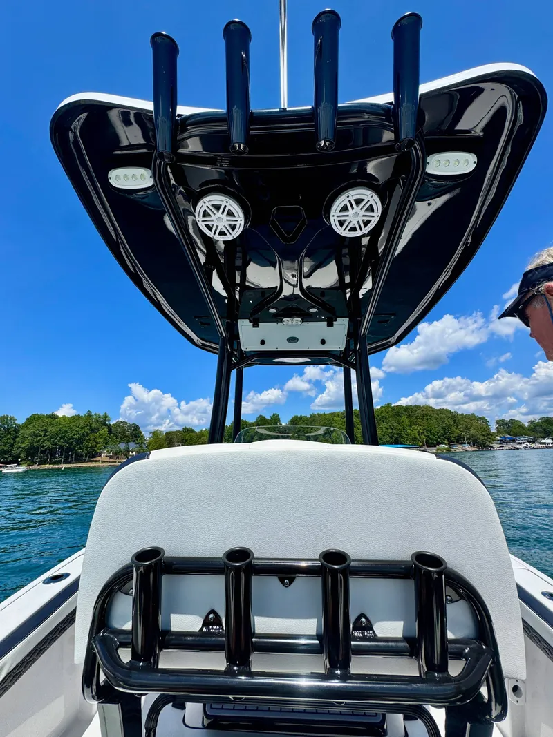 Slide: The Image of Tidewater 210 LXF 2025 - 9