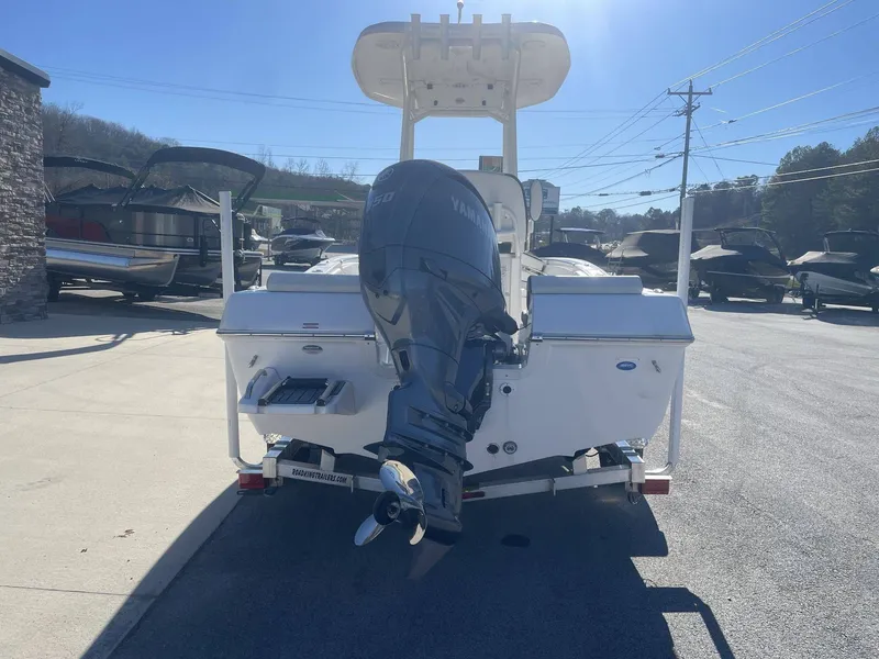 Slide: The Image of Tidewater 198 CC Adventure 2025 - 3