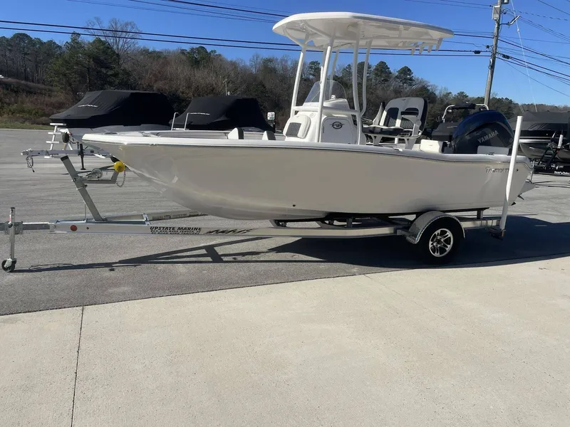 Slide: The Image of Tidewater 198 CC Adventure 2025 - 8