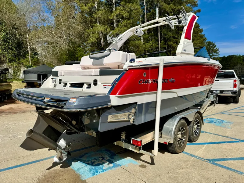 Slide: The Image of Chaparral 26 Surf 2021 - 4