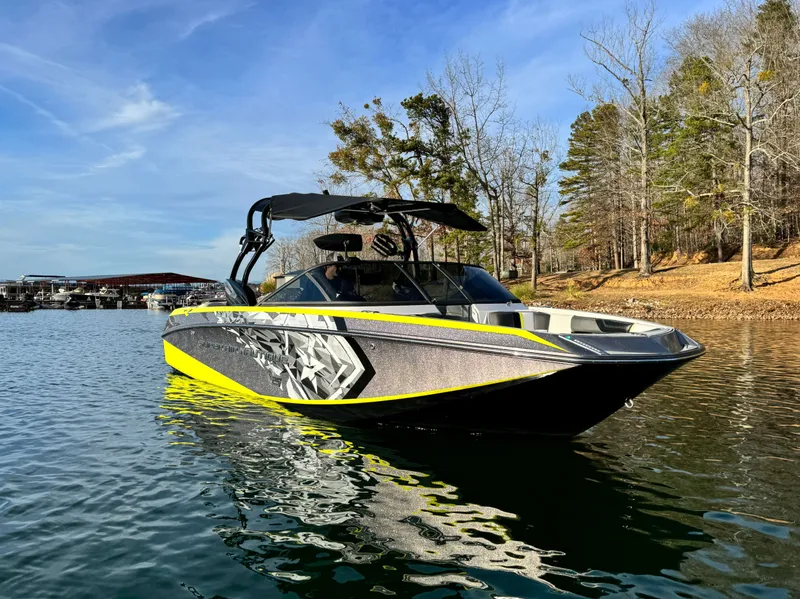 Slide: The Image of Nautique G25 2015 - 11