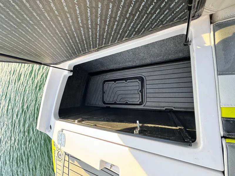 Slide: The Image of Nautique G25 2015 - 19