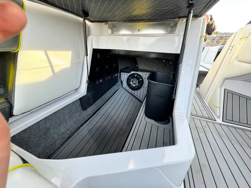 Slide: The Image of Nautique G25 2015 - 24