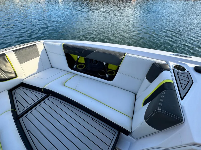 Slide: The Image of Nautique G25 2015 - 28