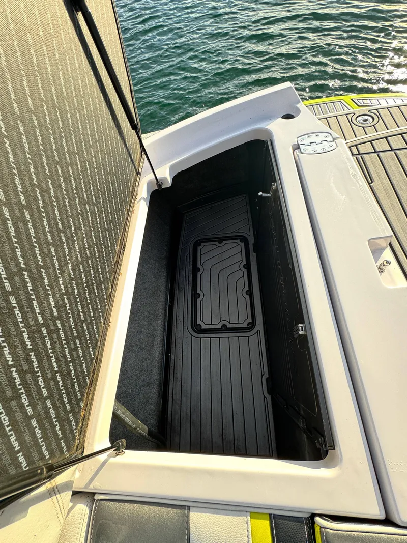 Slide: The Image of Nautique G25 2015 - 37