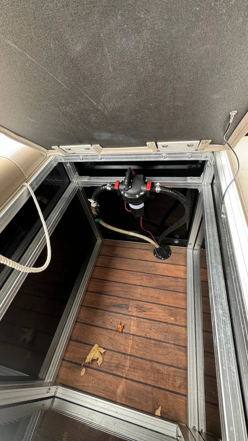 Slide: The Image of Avalon Double Decker 2015 - 15