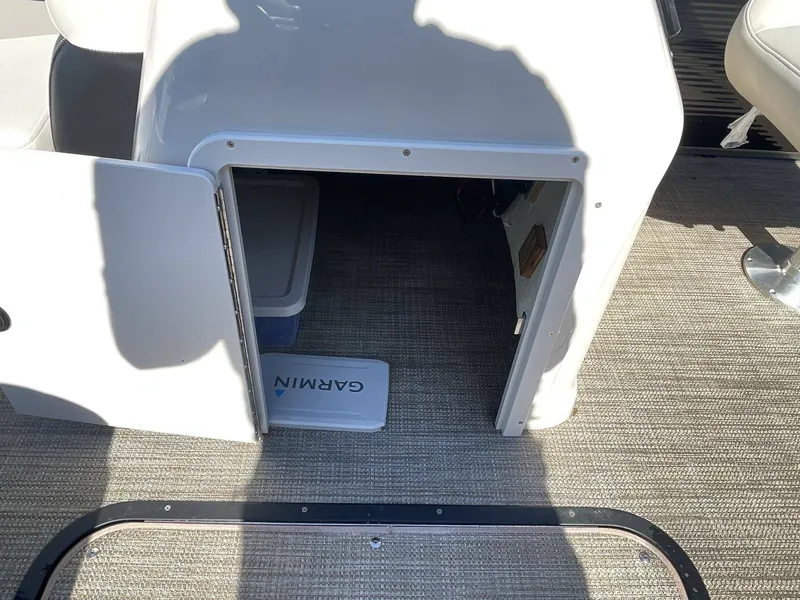 Slide: The Image of Manitou Aurora 2021 - 10