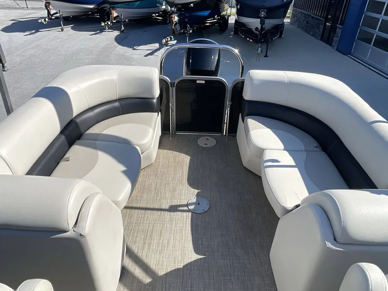 Slide: The Image of Manitou Aurora 2021 - 13