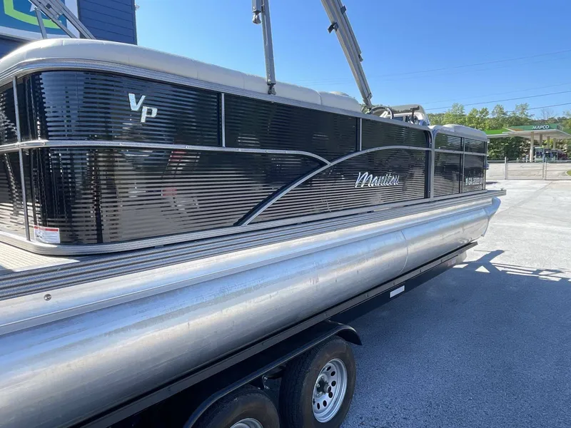 Slide: The Image of Manitou Aurora 2021 - 18