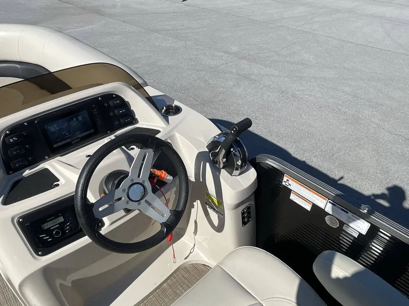 Slide: The Image of Manitou Aurora 2021 - 4