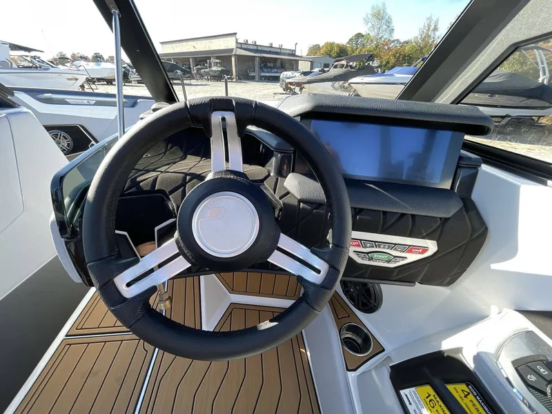 Slide: The Image of Nautique Super Air Nautique S23 2023 - 22