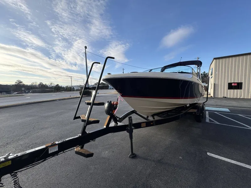 Slide: The Image of Chris-Craft 25 Sportster 2025 - 11