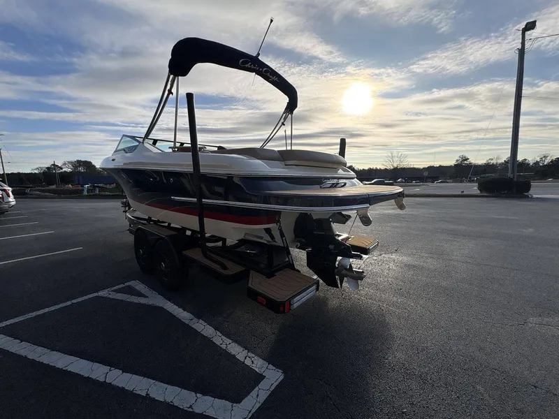 Slide: The Image of Chris-Craft 25 Sportster 2025 - 9