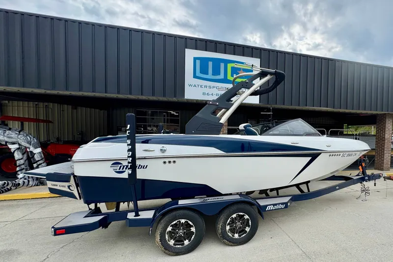 The Image of Malibu Wakesetter 20 VTX 2019 - 1