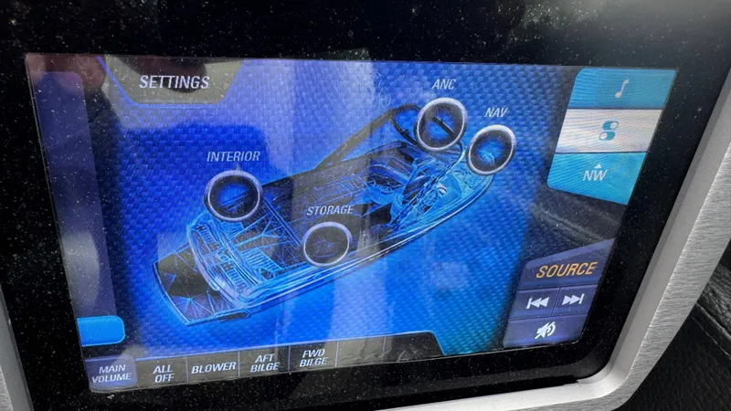 Slide: The Image of Malibu Wakesetter 20 VTX 2019 - 11