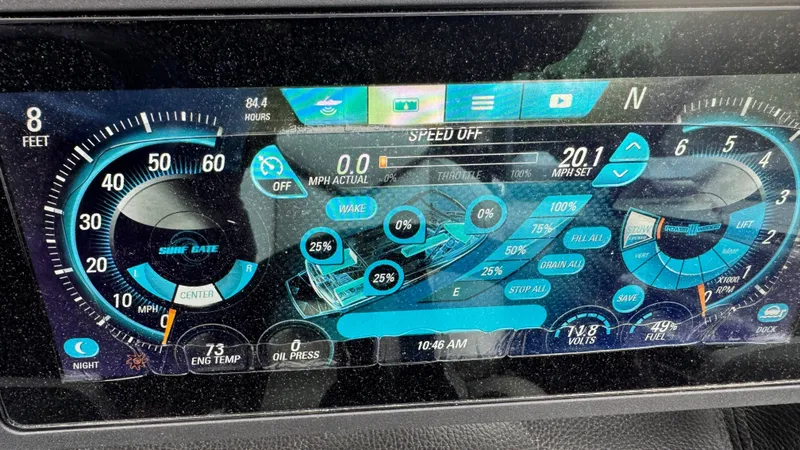 Slide: The Image of Malibu Wakesetter 20 VTX 2019 - 9