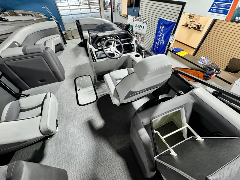 Slide: The Image of Viaggio Lago X22U 2025 - 9