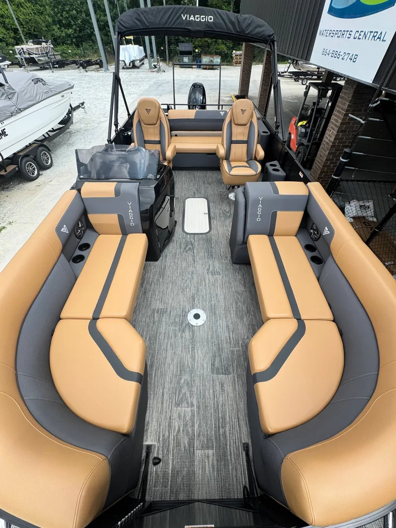 Slide: The Image of Viaggio Lago X22S 2025 - 5