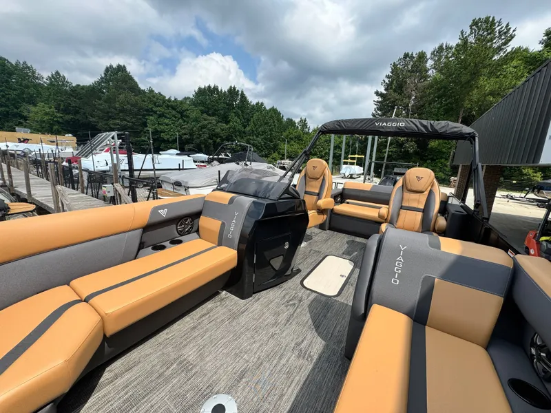 Slide: The Image of Viaggio Lago X22S 2025 - 6