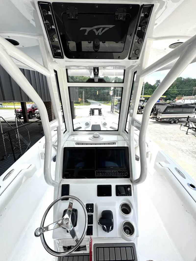 Slide: The Image of Tidewater 232 LXF 2025 - 6