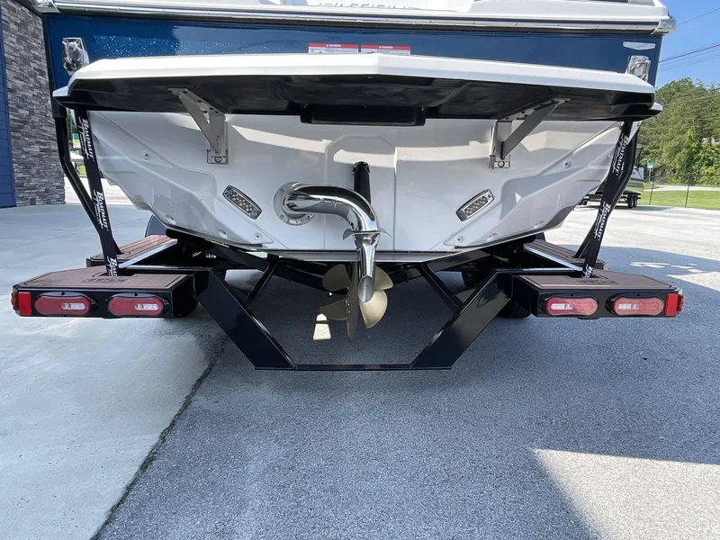 Slide: The Image of Nautique Super Air Nautique GS22 2025 - 18