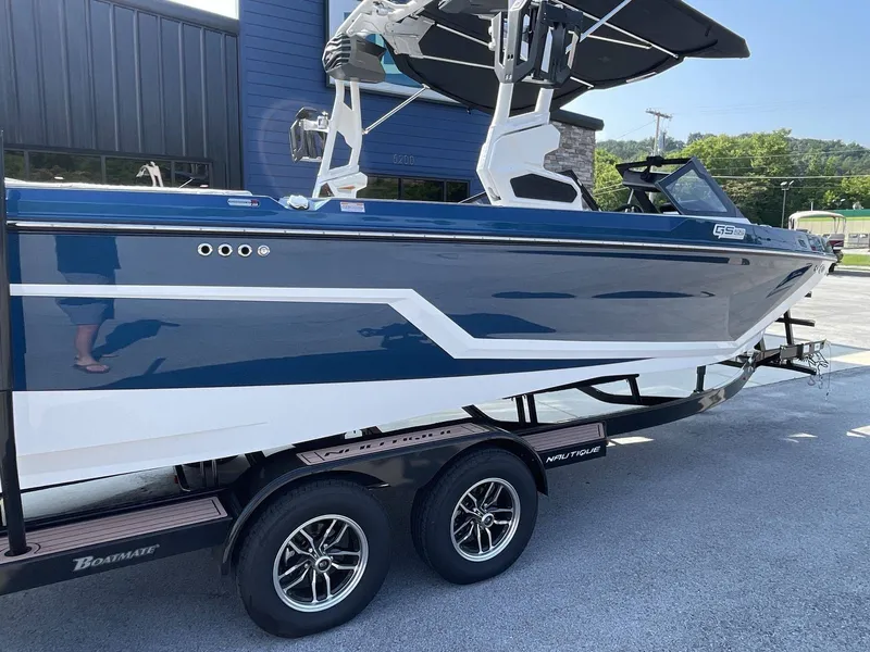 Slide: The Image of Nautique Super Air Nautique GS22 2025 - 24