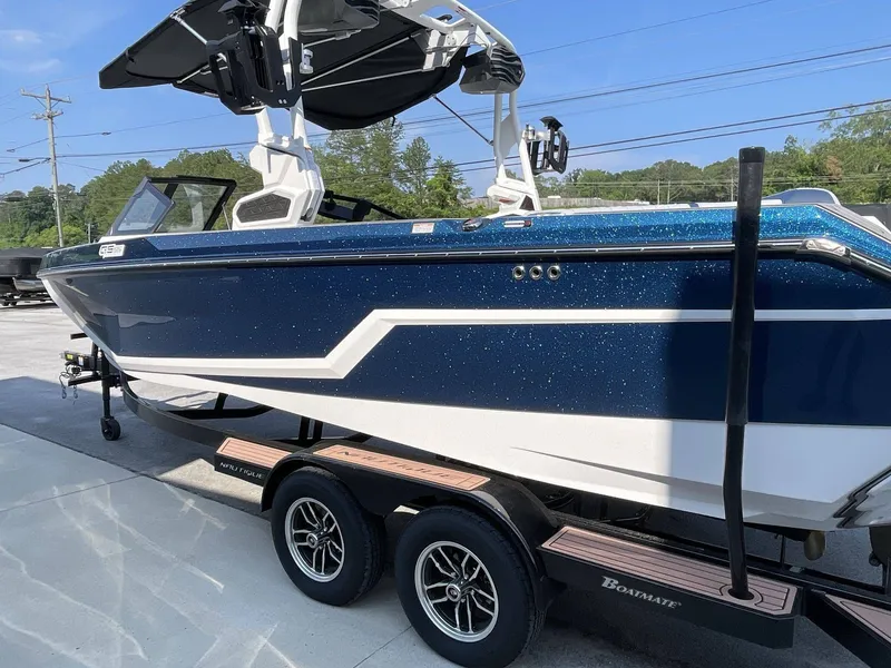 Slide: The Image of Nautique Super Air Nautique GS22 2025 - 5