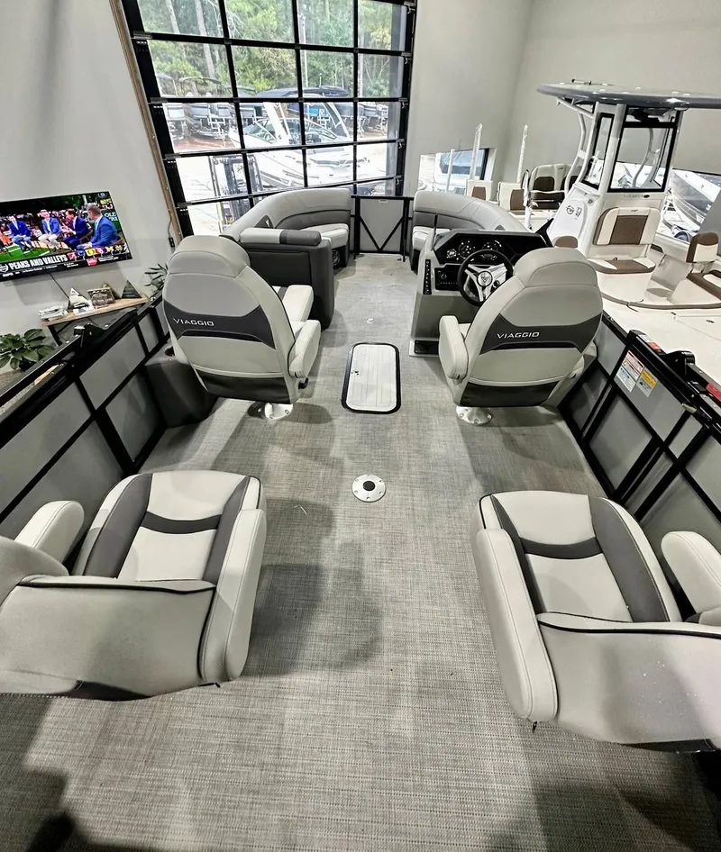 Slide: The Image of Viaggio X22Q 2024 - 6