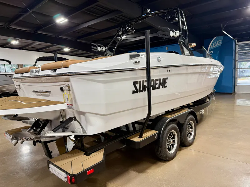 Slide: The Image of Supreme S240 2025 - 3