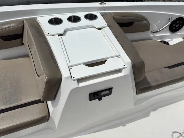 Slide: The Image of 2022 Hurricane SS 205 OB boat interior with seating and cup holders. - 15
