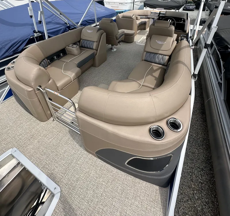 Slide: The Image of 2025 Bennington 23 LXSFB pontoon boat with luxurious seating and modern design. - 6
