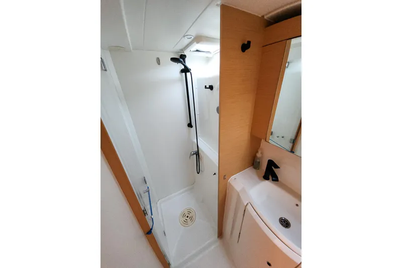 Slide: The Image of Bathroom interior of 2011 Lagoon 400 yacht with shower and sink. - 48