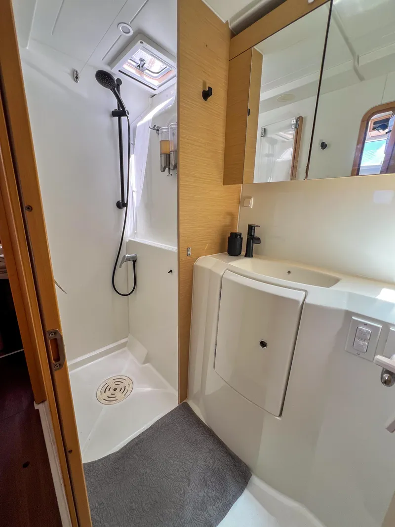 Slide: The Image of Bathroom interior of 2011 Lagoon 400 yacht with shower and sink. - 8