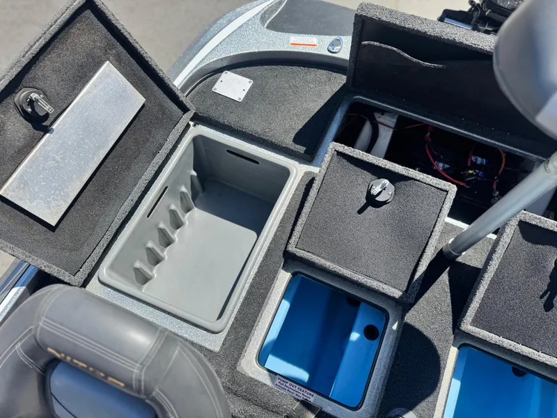 Slide: The Image of 2017 Tracker Nitro Z19 boat storage compartments and seating area. - 20