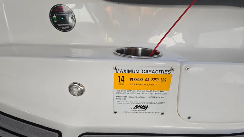 Slide: The Image of Cobalt R5 WSS Surf 2017 - 83