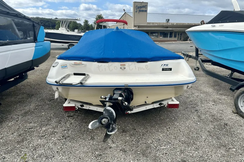 Slide: The Image of Sea Ray 175 Sport 1998 - 2
