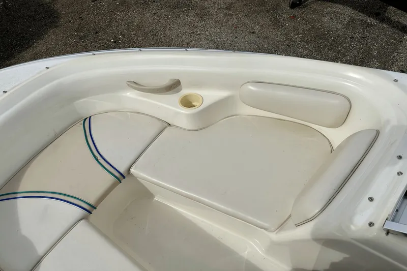 Slide: The Image of Sea Ray 175 Sport 1998 - 6