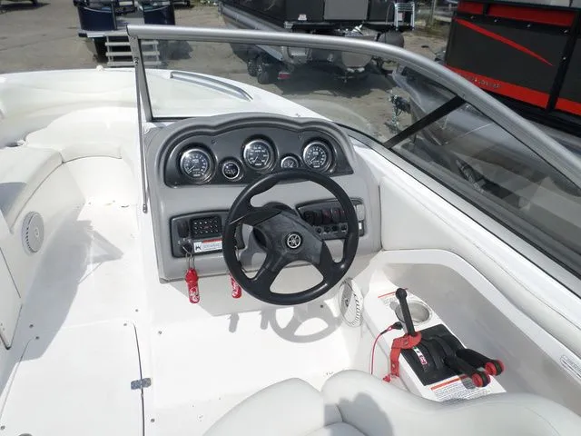 Slide: The Image of Yamaha SR230 2005 - 6