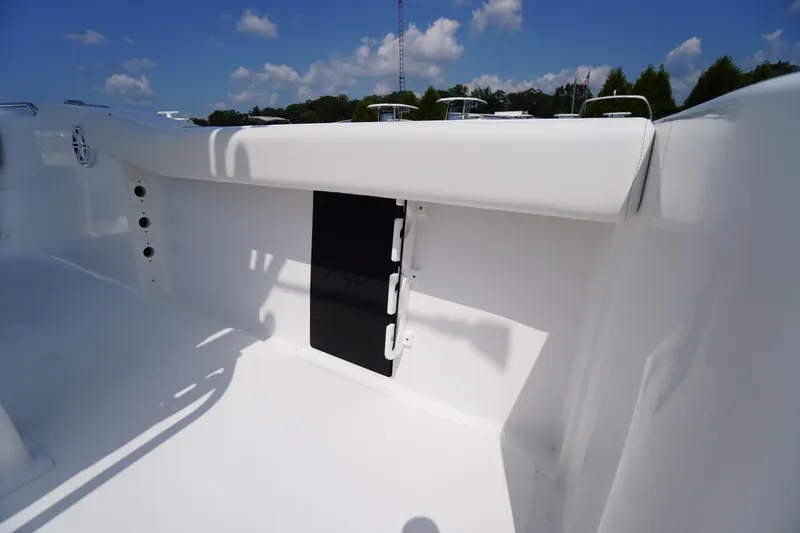 Slide: The Image of Tidewater 232 CC Adventure 2026 - 51