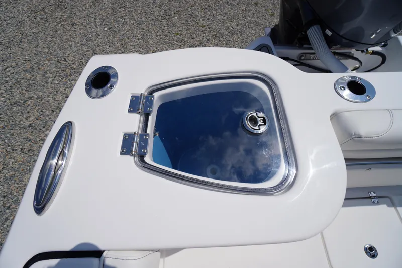 Slide: The Image of Tidewater 232 CC Adventure 2026 - 54