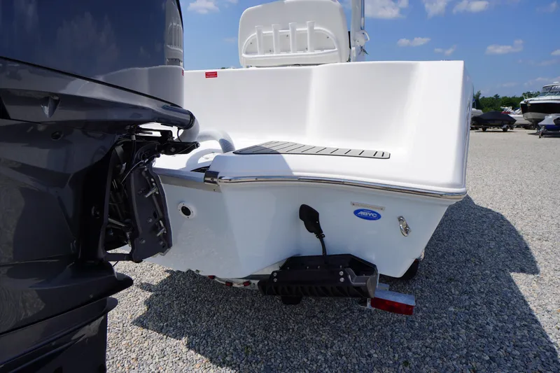 Slide: The Image of Tidewater 232 CC Adventure 2026 - 70