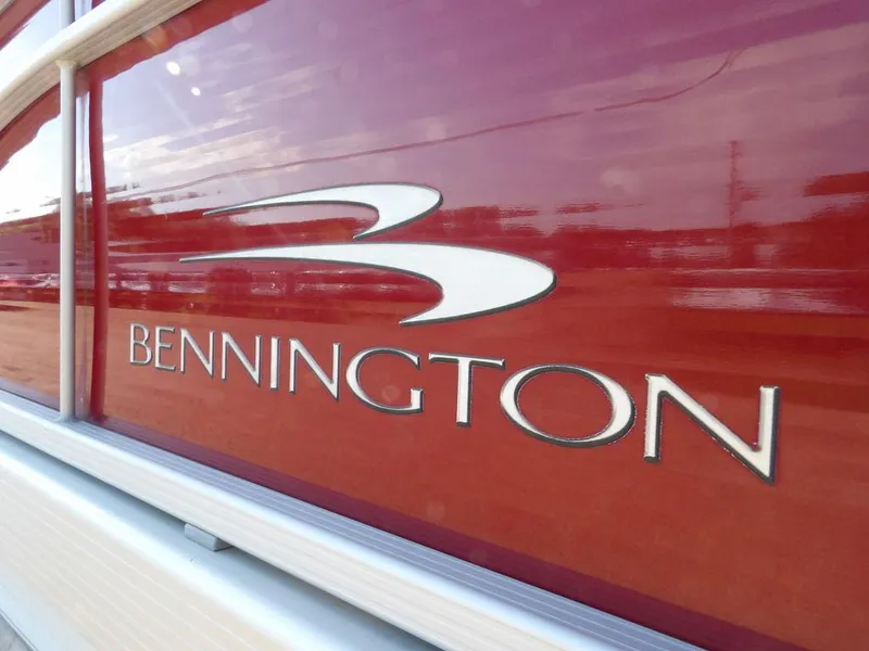 Slide: The Image of Red Bennington 20 SFX boat logo, 2015 model, close-up view. - 35