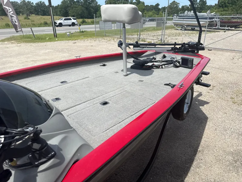 Slide: The Image of Tracker Pro Team 175 TXW 2012 - 13