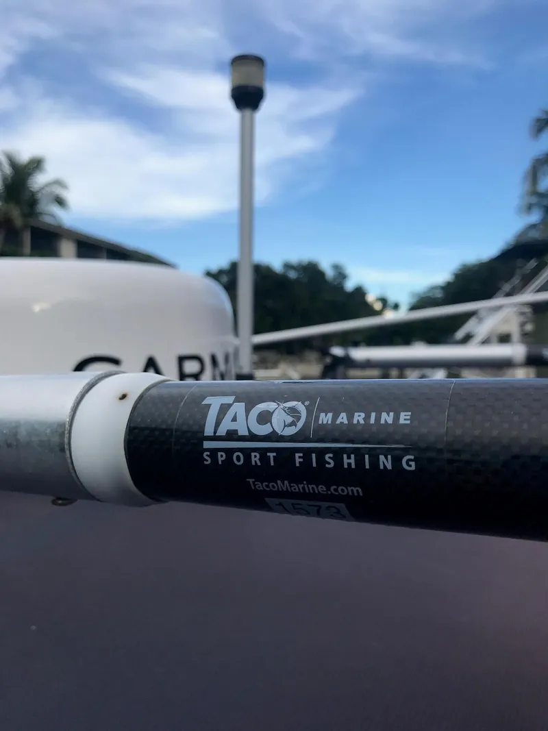 Slide: The Image of TACO Marine sport fishing rod on a 2003 Bluewater Sportfishing 2850 boat. - 31