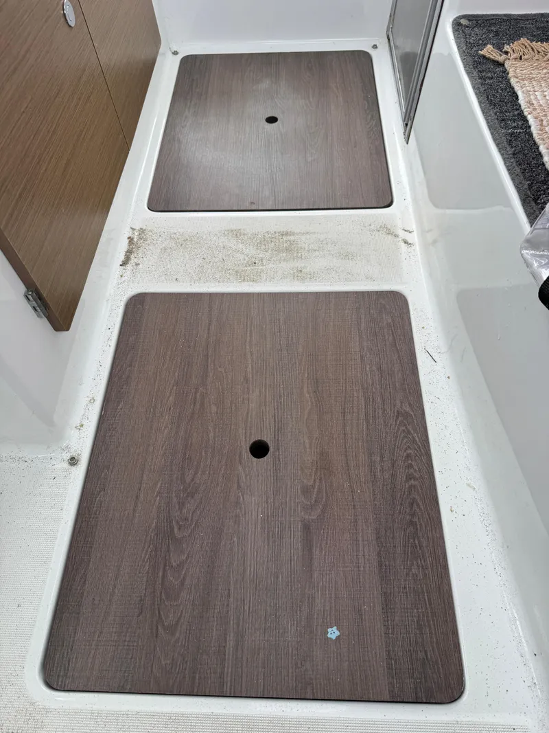 Slide: The Image of Jeanneau NC 795 2020 - 54