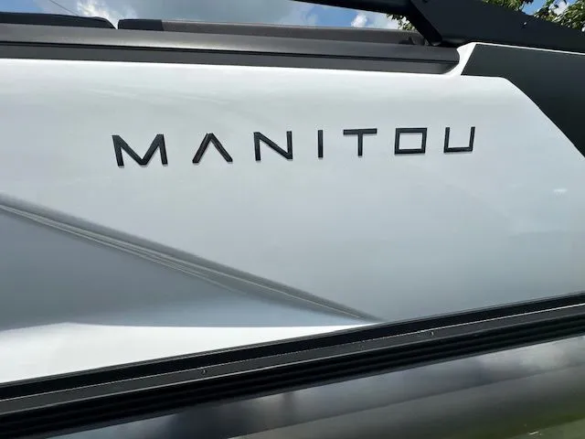Slide: The Image of Manitou CRUISE 22 MAX BENCH W ROTAX S 150 2025 - 7