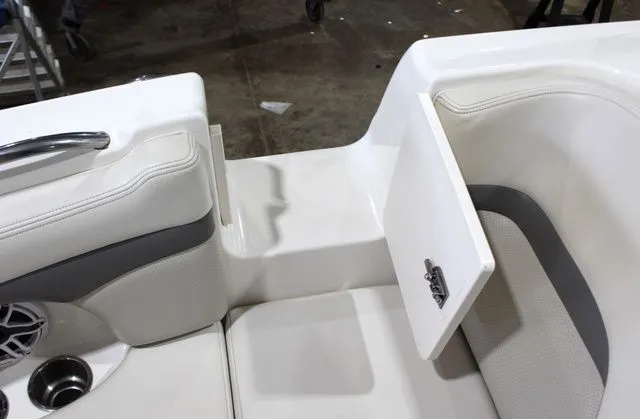 Slide: The Image of Chaparral Sunesta 254 2006 - 39