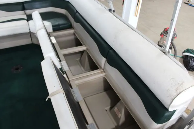 Slide: The Image of Northwood 20ft Sunrise 2002 - 17