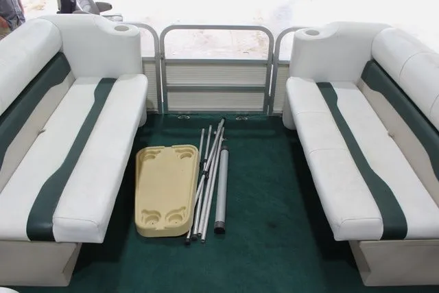 Slide: The Image of Northwood 20ft Sunrise 2002 - 9