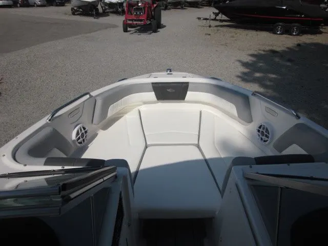 Slide: The Image of Chaparral 21 SSi 2024 - 18